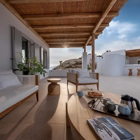 Frederica In Mykonos Super Paradise Beach (Mykonos)