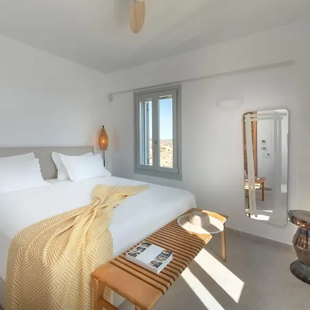 Frederica In Mykonos Super Paradise Beach (Mykonos)