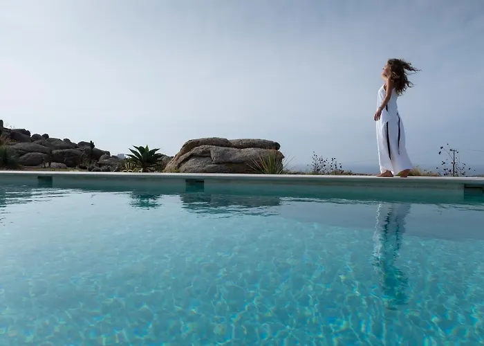 Frederica In Mykonos * سوبر بارادايس بيتش