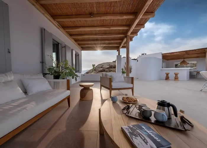 Frederica In Mykonos سوبر بارادايس بيتش